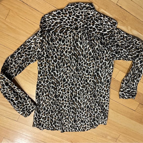 JCrew leopard button down fitted shirt size 6 - Picture 4 of 4